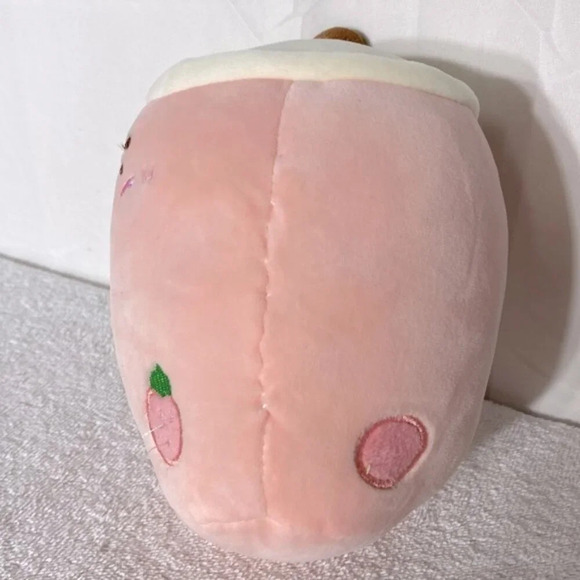 Lissipuppe Strawberry Boba Pink Plush Soft  Toy Squishmallow - Picture 4 of 9
